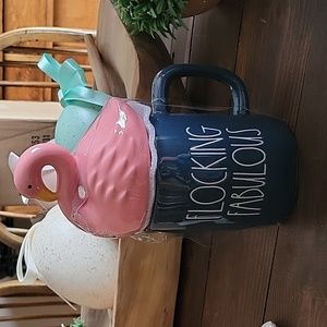 Rae Dunn coffee mug with flamingo topper. NWT